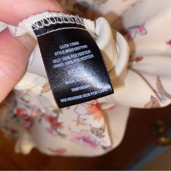 TRIXXI White Floral Chest Cut Out Spaghetti Strap Dress. NEW
Size: MEDIU… - Picture 5 of 7